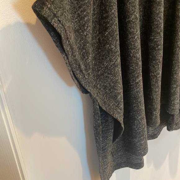 Henley Button Poncho- Grey - Picture 5 of 6